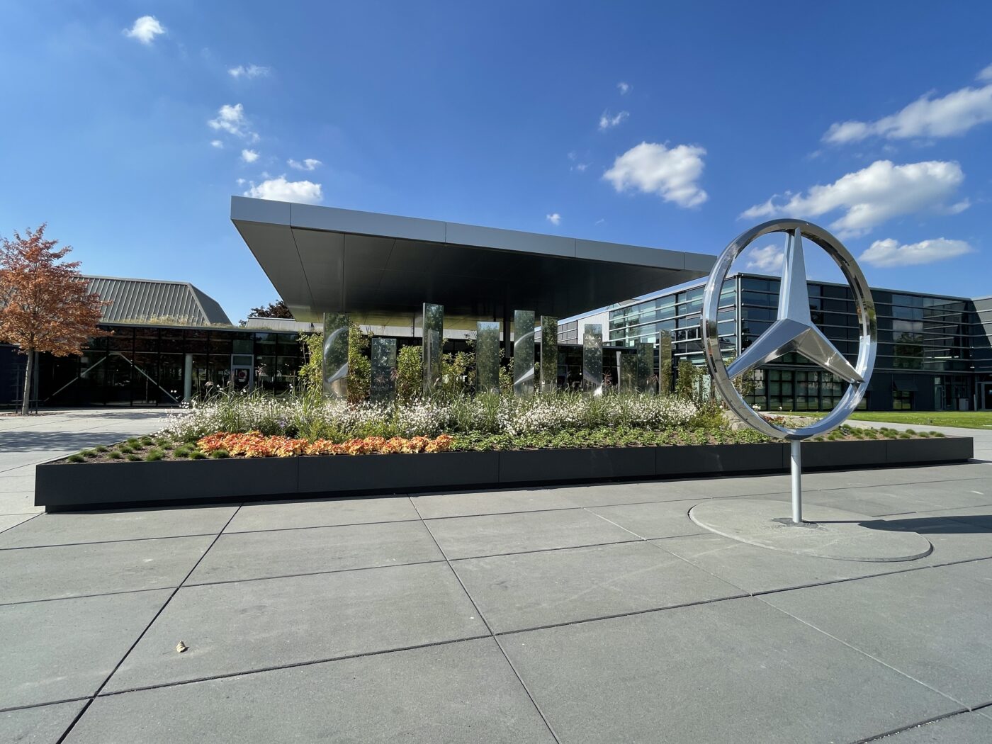Mercedes-Benz Indonesian Dealer Engagement Program